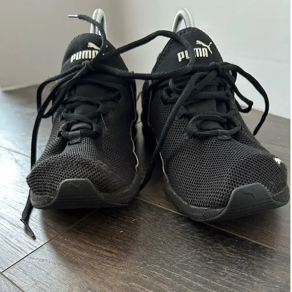 Puma Size US 7 Soft Foam Mesh Lace Up Low Top Activewear Running Sneakers Black